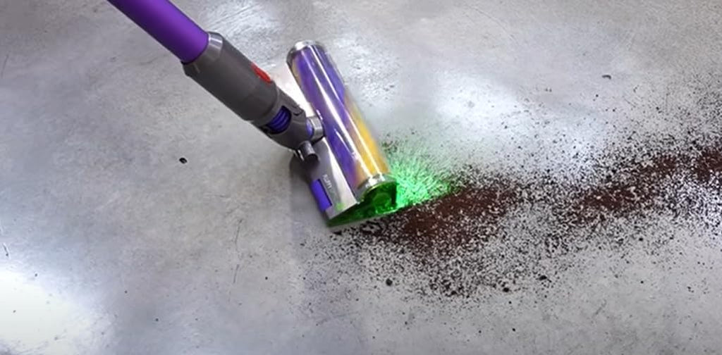 Dyson Gen5outsize cordless vacuum has Dyson???s latest advanced technologies packed into one machine