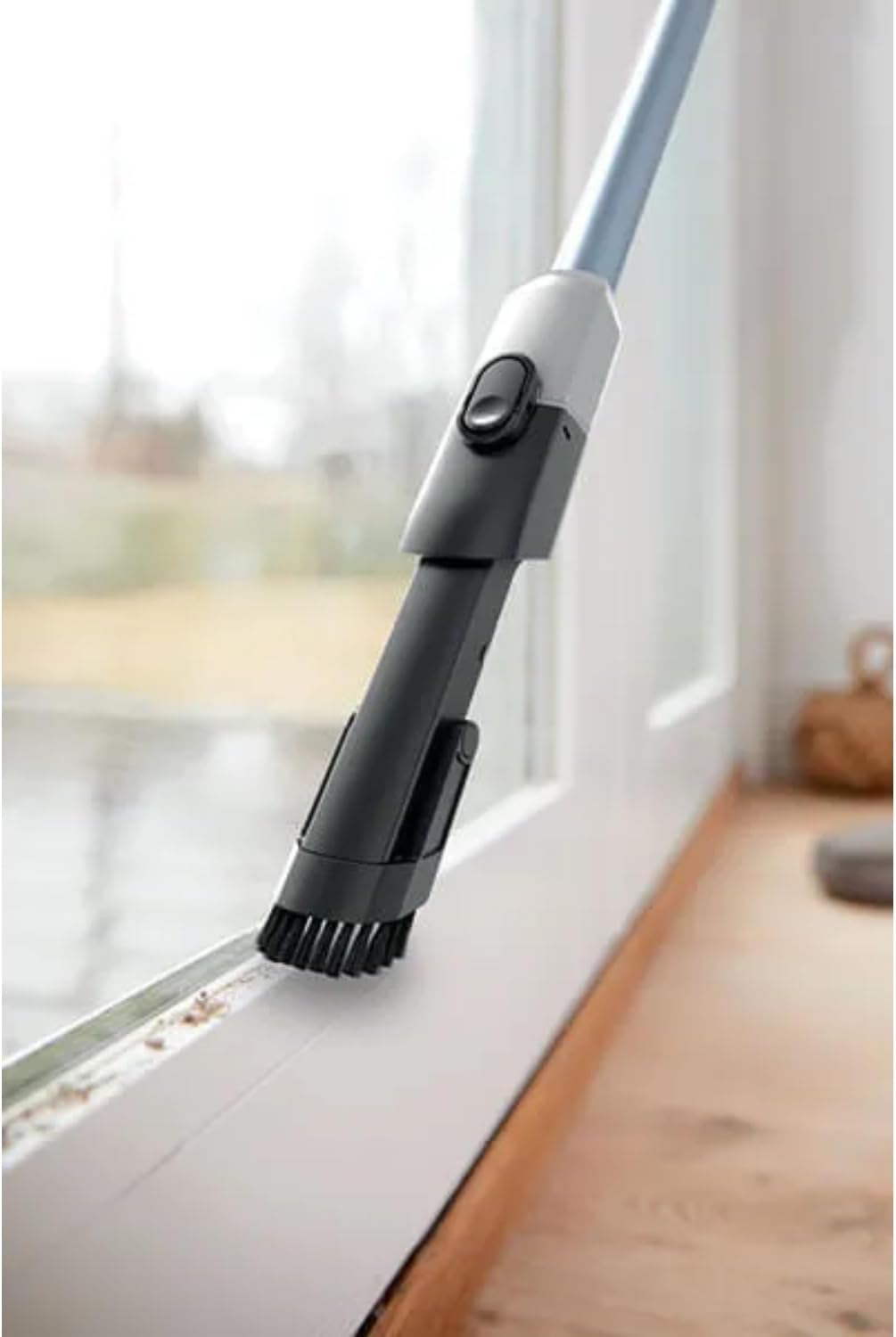 Shark Detect Clean & Empty Auto-Empty System - Lightweight Cordless Vacuum Cleaner with HEPA Filter, Portable Handheld Attachment, Crevice Tool, Ideal Stick Vacuum for Pet Hair, White, IW3511