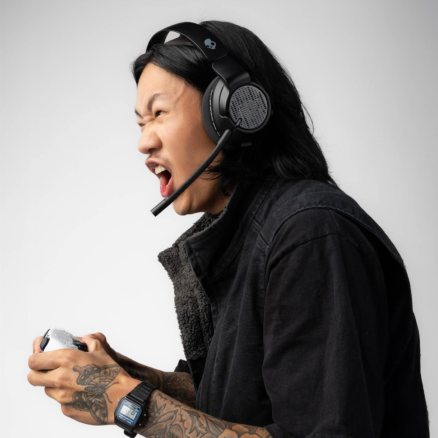 Skullcandy Crusher PLYR 720 Wireless Gaming Headset, Ultimate Immersion and Comfort, THX Spatial Audio, Multi-Sensory Bass and Platform- Digi-Black, Removable Mic, PC, PlayStation, Nintendo