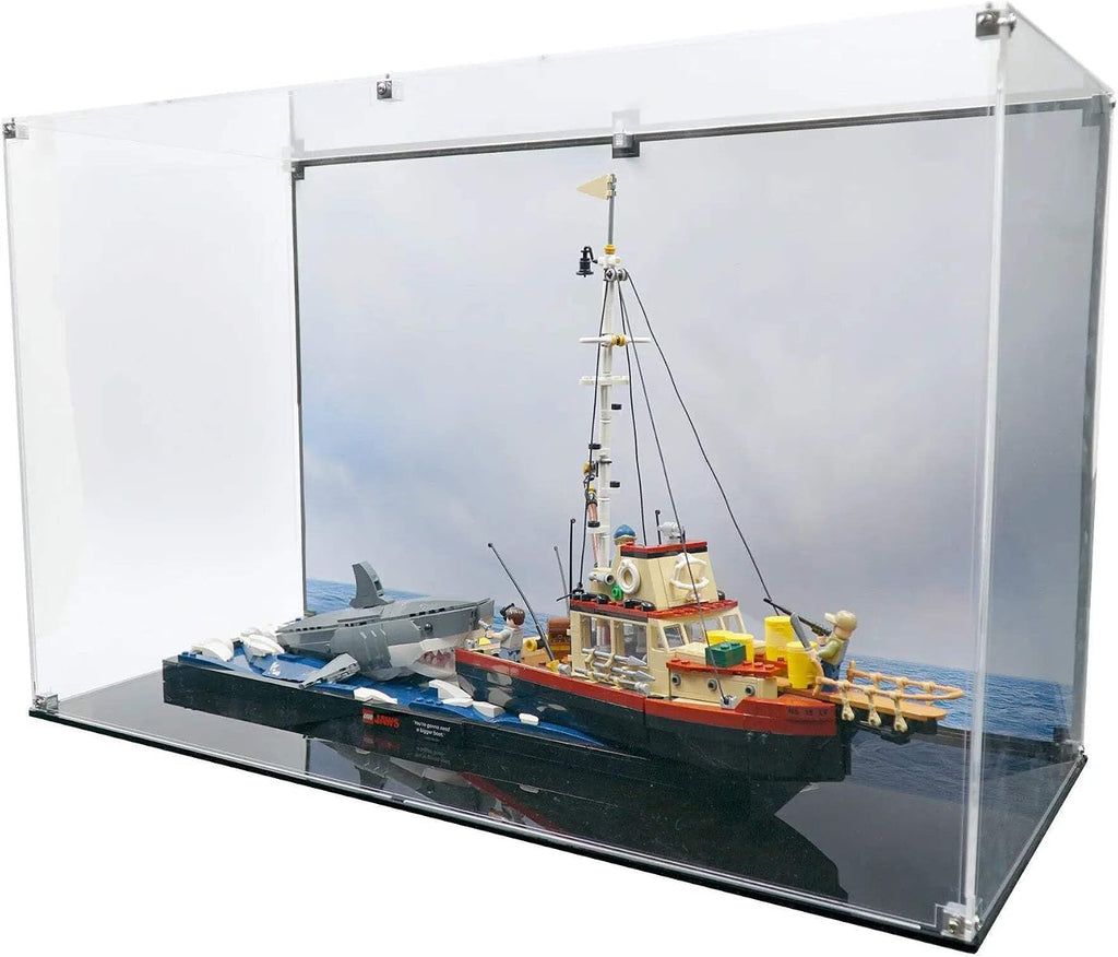 Display Case Compatible with Lego 21350 - Jaws - Acrylic Dustproof Showcase with Pre-Printed Background - Set Not Included