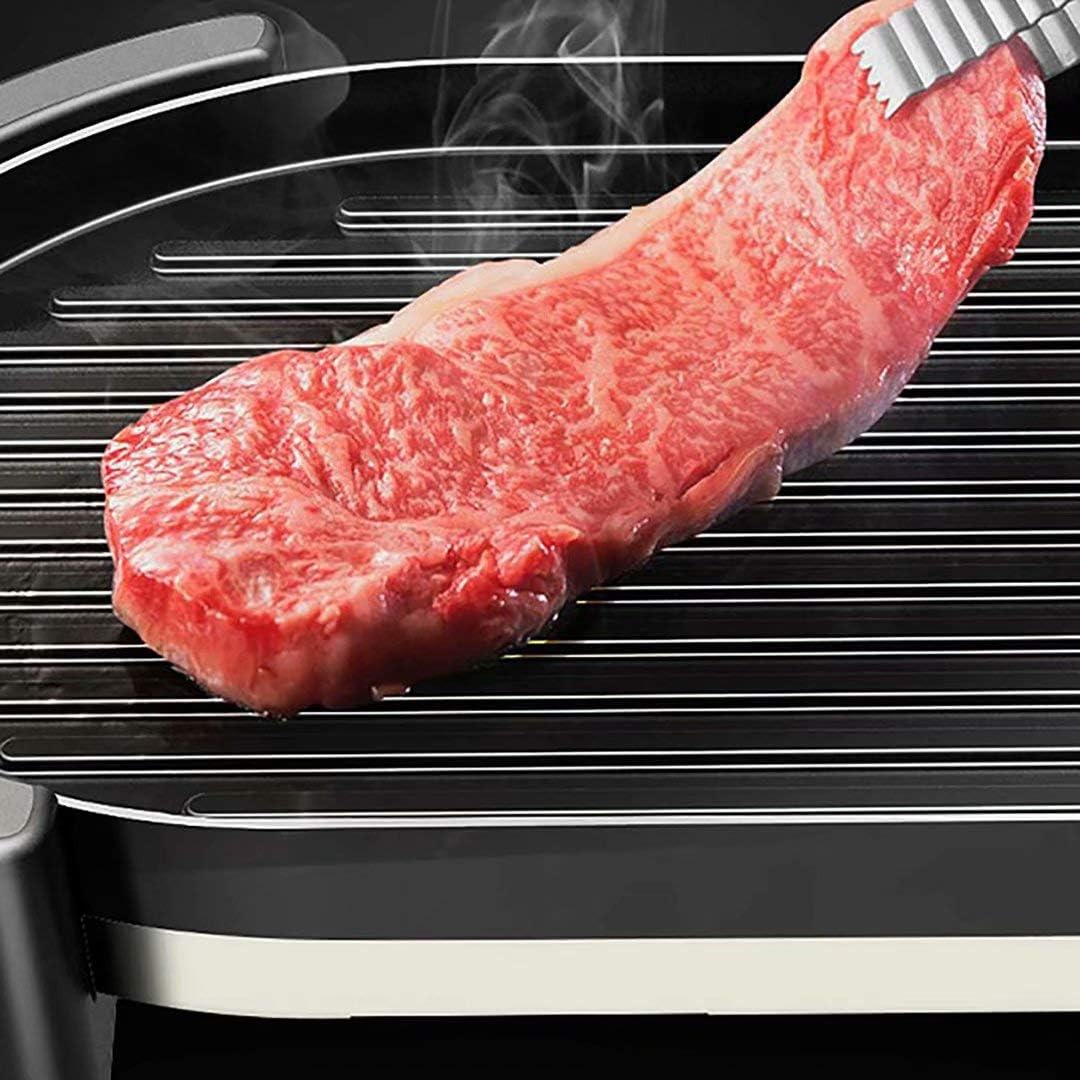 Electric Grill Indoor Hot Pot, Multifunctional Teppanyaki Grill/Hot Pot with Divider Separate Dual Temperature Contral, Capacity for 3-5 People Family Gatherings