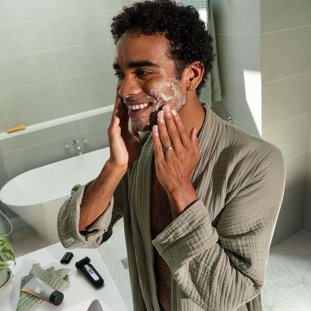 MANSCAPED® The Chairman™ PRO Package - Men's Electric Face Shaver with Two Interchangeable Blades, SkinSafe® Four-Blade Foil & Stubble Trimmer, Power Shave Gel, Face Shave Soother Aftershave